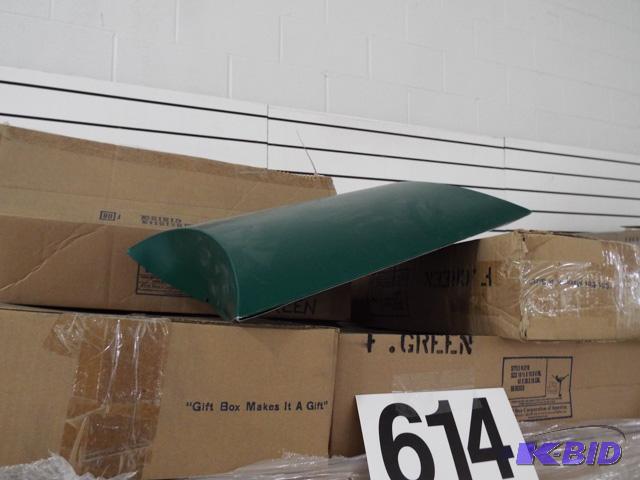 #1016 Green Pillow Box 16x15x4
