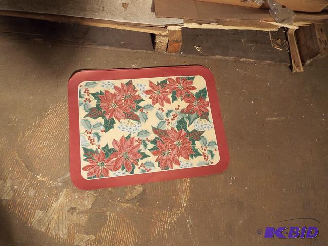 #6520xcp Classic Poinsettia Tray Mat