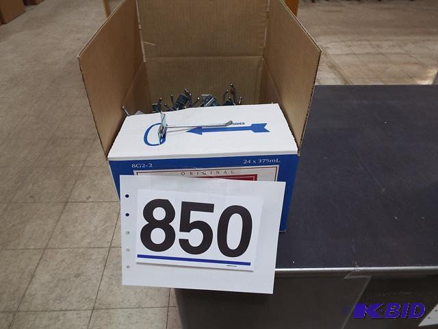 12 Case Short Slat Hooks