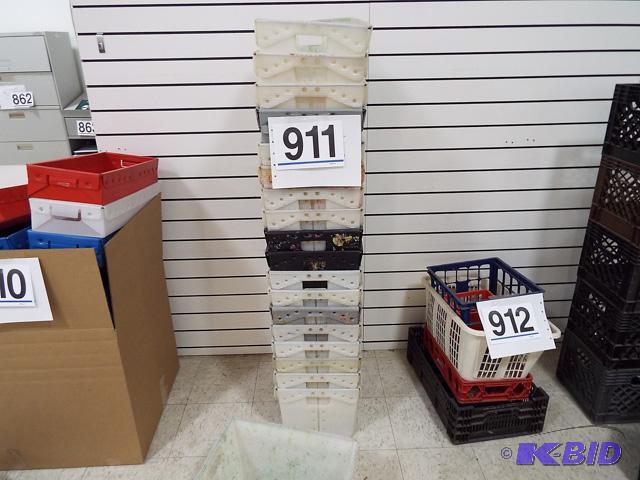 19 Reinforced Plastic Tubs With Handles 17x12x11