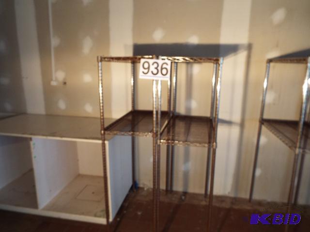 2 Metal Shelving Unites With 2 Shelves 36x18x64
