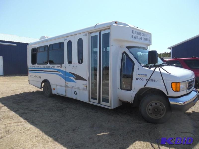 2006 Glaval Bus