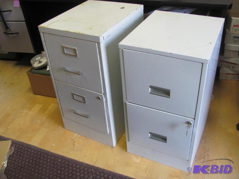 lot 148 image: Pair (2) of Metal 2-Drawer File Cabinets. Bot...