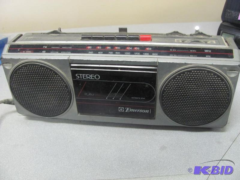 lot 166 image: This EMERSON AMFM Stereo Radio with Cassette...