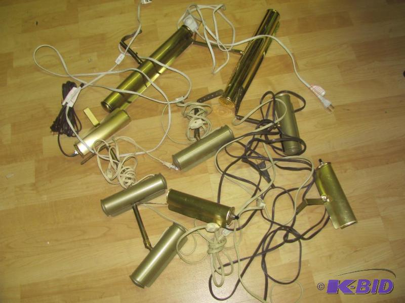 lot 54 image: Nine (9) Assorted Artwork Lights. These units...