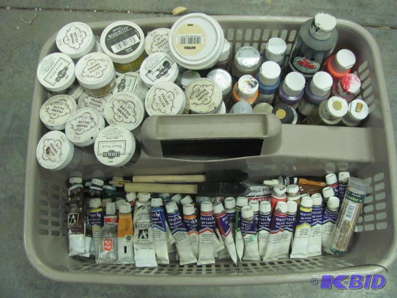 lot 56 image: This lot consists of a large variety of Frame...