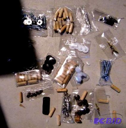 lot 100 image: Box of Hardware - 25&nbspsets of hardware th...