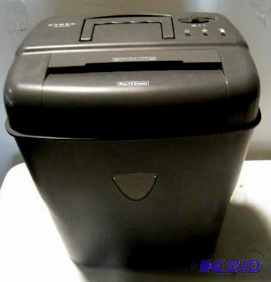 lot 175 image: Dynex&nbsp10 Sheet Paper Shredder - Can also...