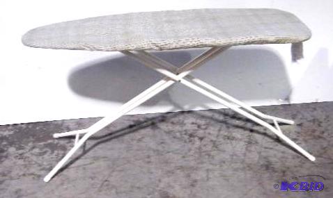 lot 194 image: Adjustable Height Ironing Board - 42" l ...