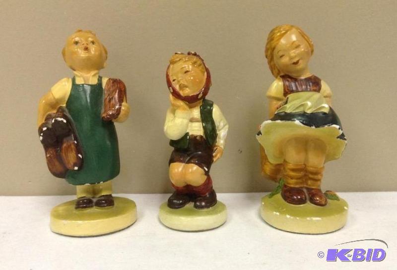 lot 123 image: Vintage Herbert Dubler Hummel Figurines