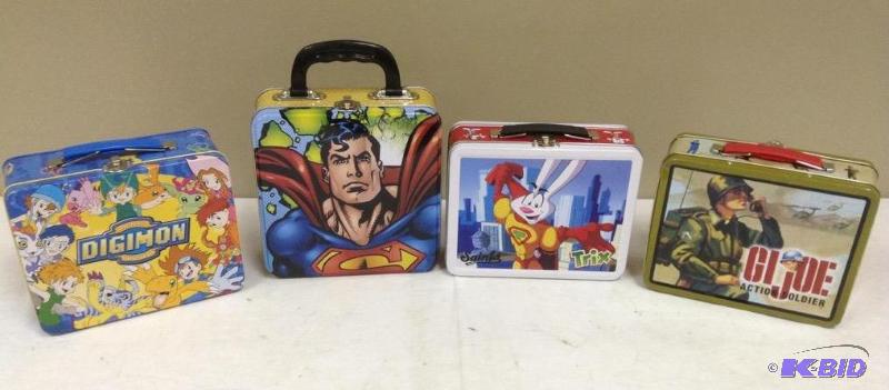 lot 4 image: 4 Assorted Lunchboxes