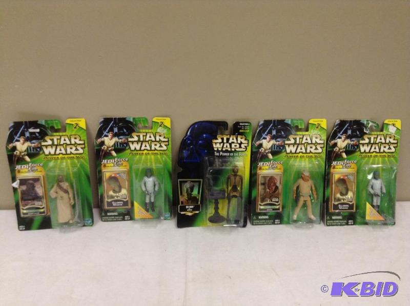 lot 60 image: Star Wars Collection 2 Power of the Jedi Figures