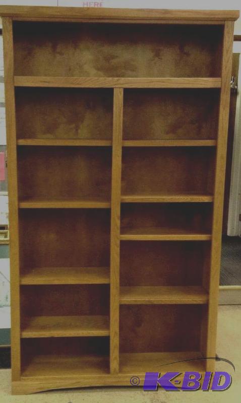 lot 70 image: Oak Book Case