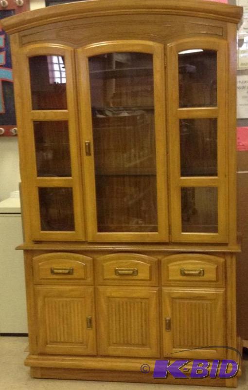 lot 74 image: China CabinetHutch