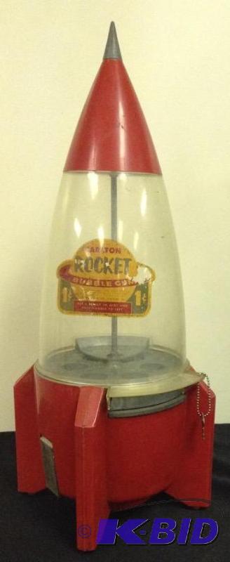 lot 2 image: Carlton Rocket Atomic Era Penny Gumball Machine