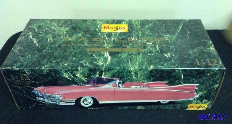 lot 26 image: 1959 Cadillac Eldorado Biarritz Convertible 112 Die Cast