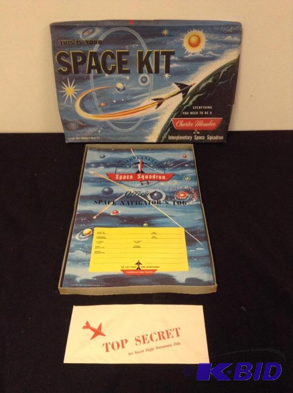 lot 74 image: 1954 Space Kit