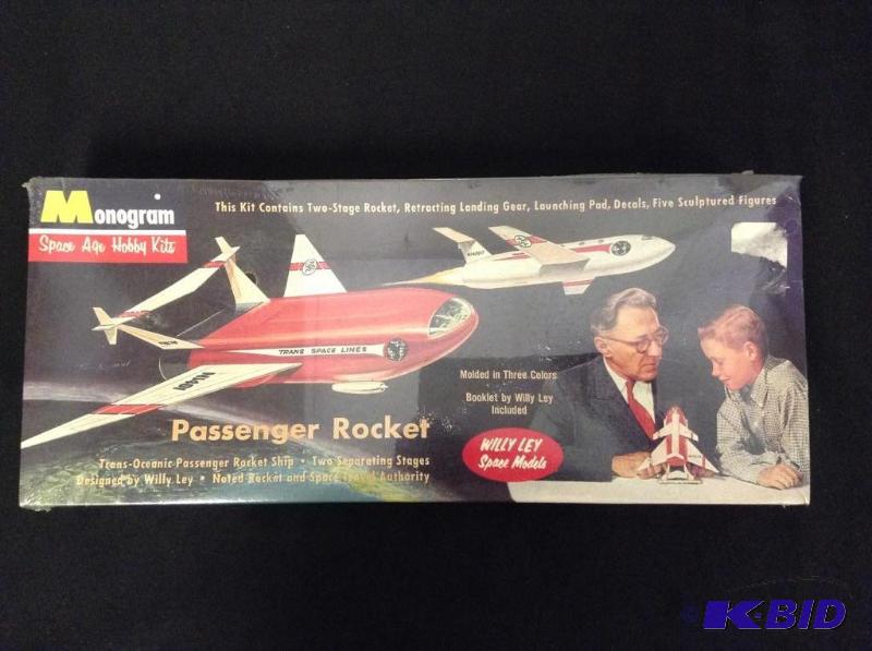 lot 76 image: Passenger Rocket Model Kit