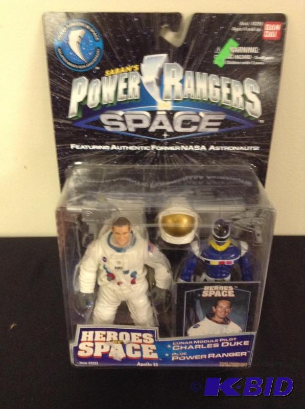 lot 79 image: Power Rangers In Space Duke & Blue Ranger Figures