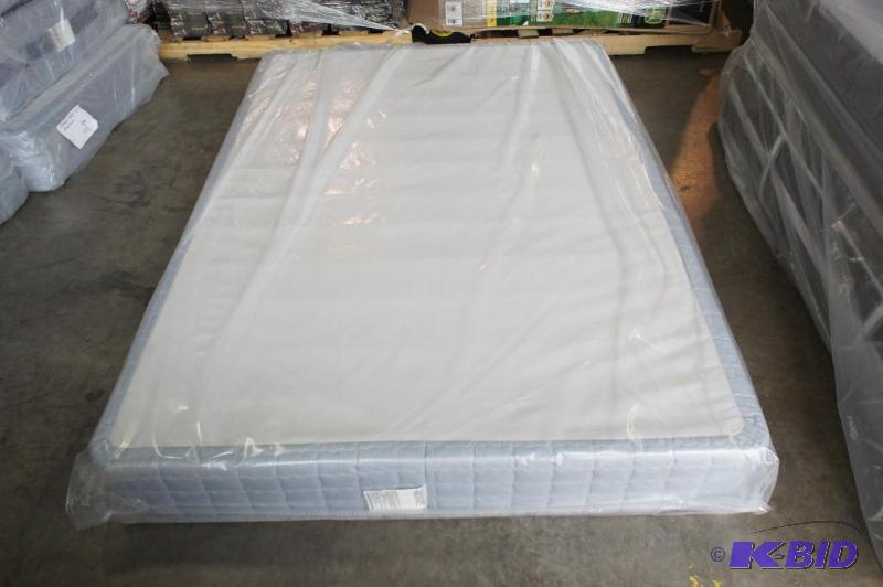 New Serta Full Box Spring - High Box - MSRP&...