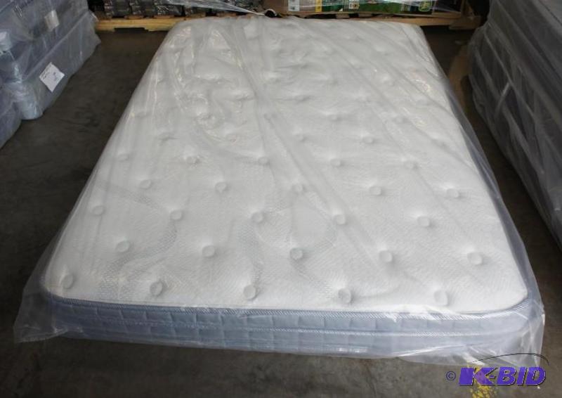 New Serta Perfect Sleeper Queen Majestic Bay...