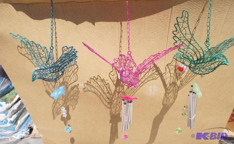 Lot of (3) bird wind chimes. Comes in pink, b...