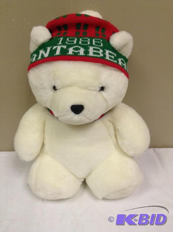 lot 111 image: 1986 Annual Santa Bear Collectible