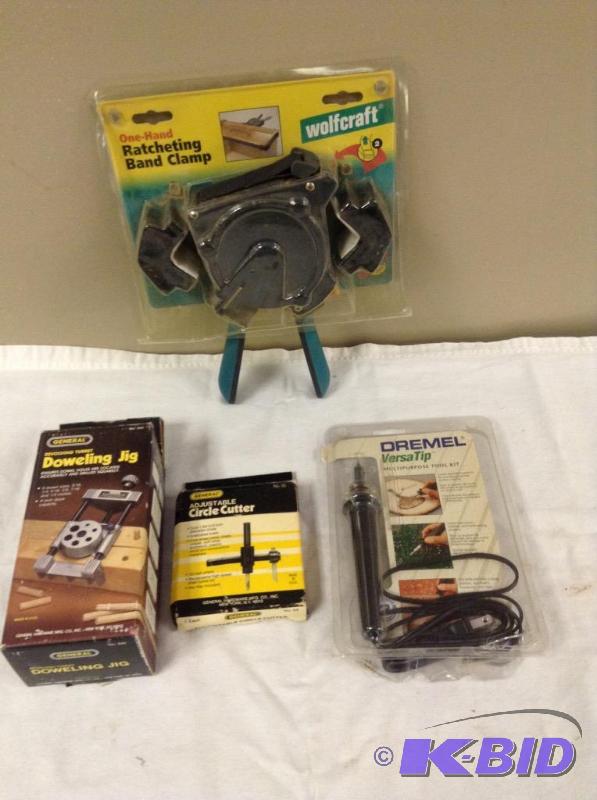 lot 117 image: Variety Lot of Useful Tools