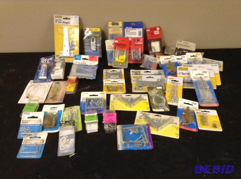 lot 149 image: A General Assortment of Hardware