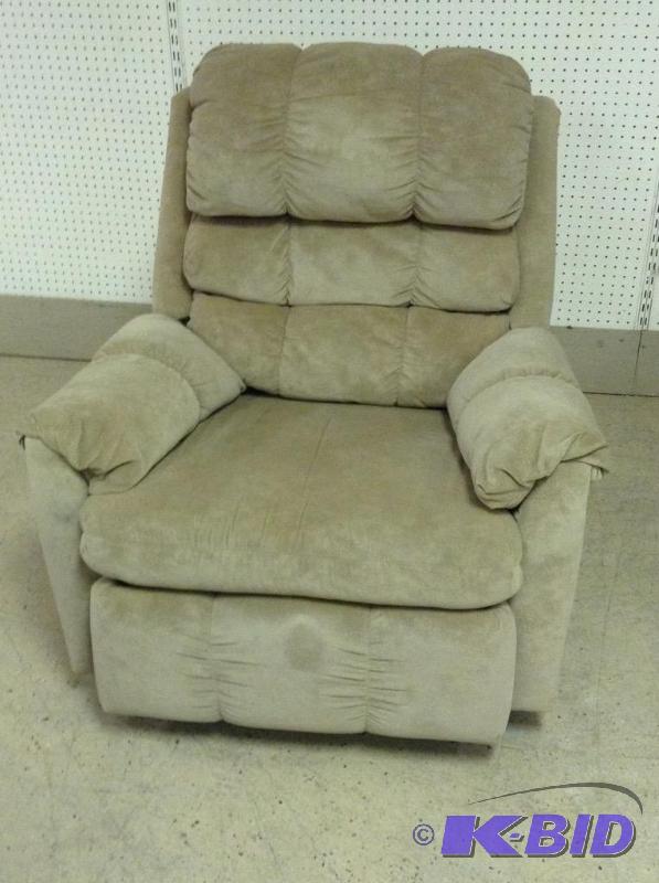lot 2 image: Recliner