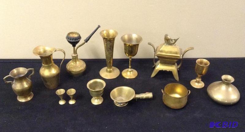 lot 29 image: Mixed Collection of Brass