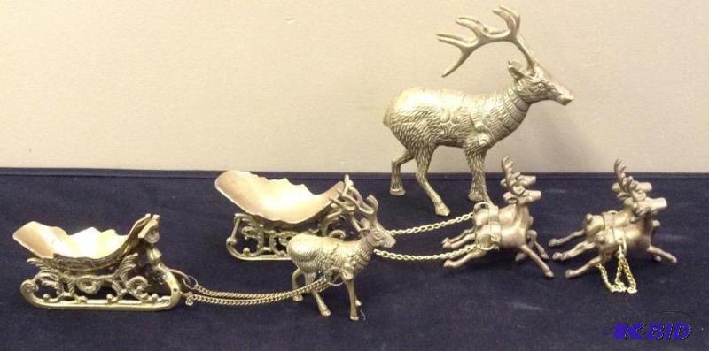lot 3 image: Brass Reindeer & Sleighs