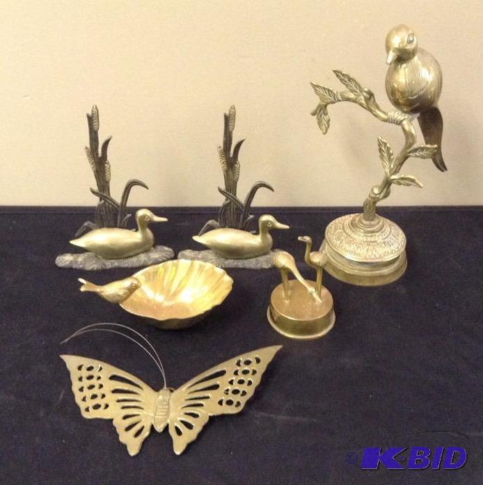 lot 38 image: Brass lot with Large Bird, Bookends and More