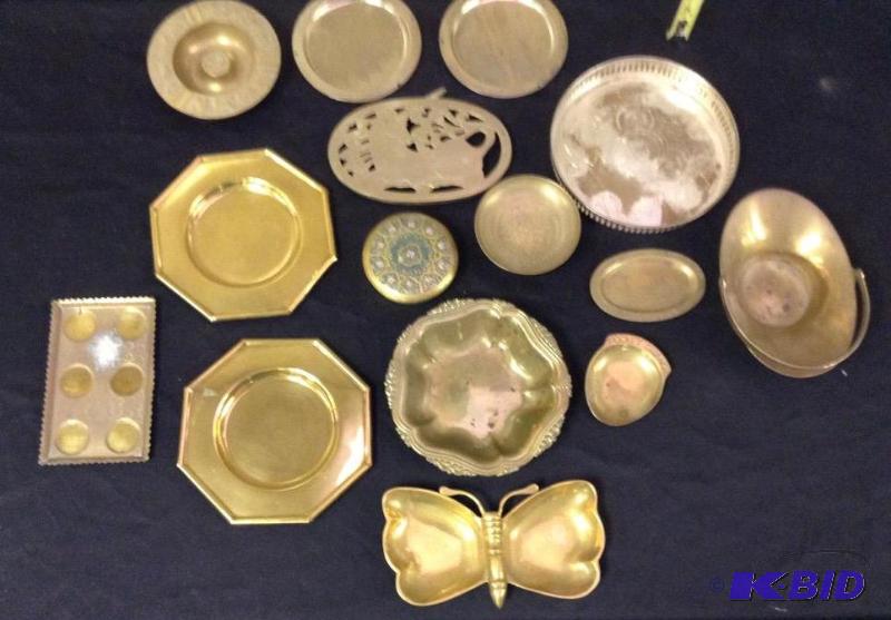 lot 39 image: Brass Lot with Trays and More