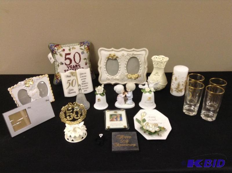lot 84 image: Golden Lot - 50 Year Anniversary Commemorative ItemsGifts