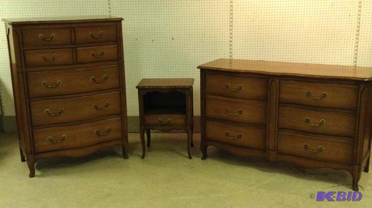 Vintage Drexel Bedroom Set