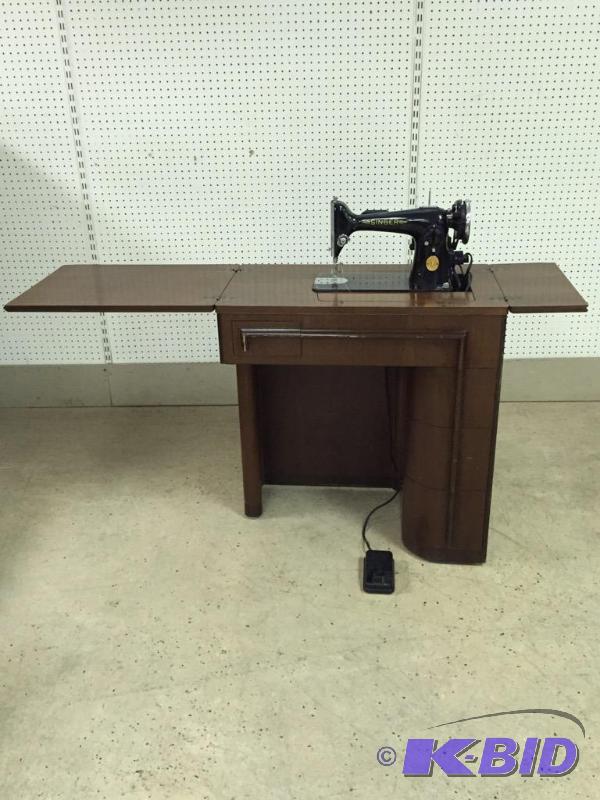 Vintage Singer Sewing Machine