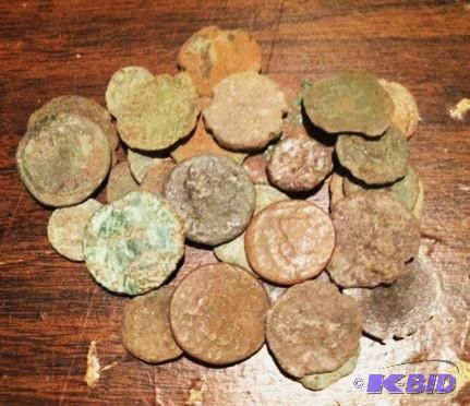 1 Lot of 30 UNSEARCHEDUNCLEADED out of the ground Ancient Roman Coins 1500 Year Old Coins Mixed Ru