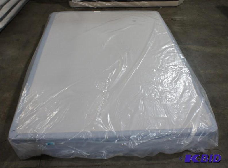 New Serta Queen&nbspBox Spring - High Box - ...