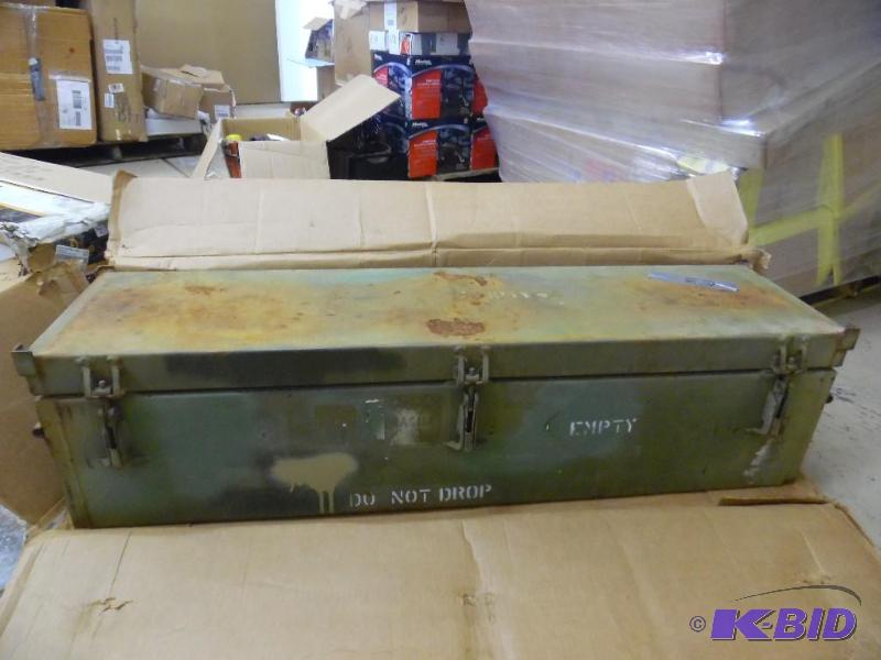 lot E3 image: Military Shipping Case