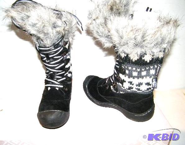 Muk luks size 7