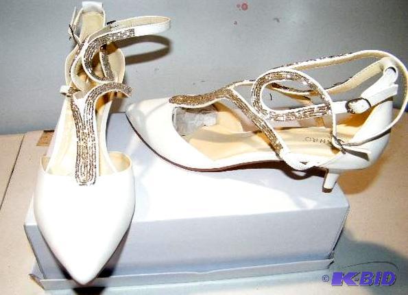 Ashro kiki kitten heel size 11
