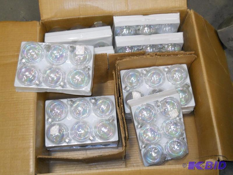 lot 58 image: 48 Christmas Tree Balls