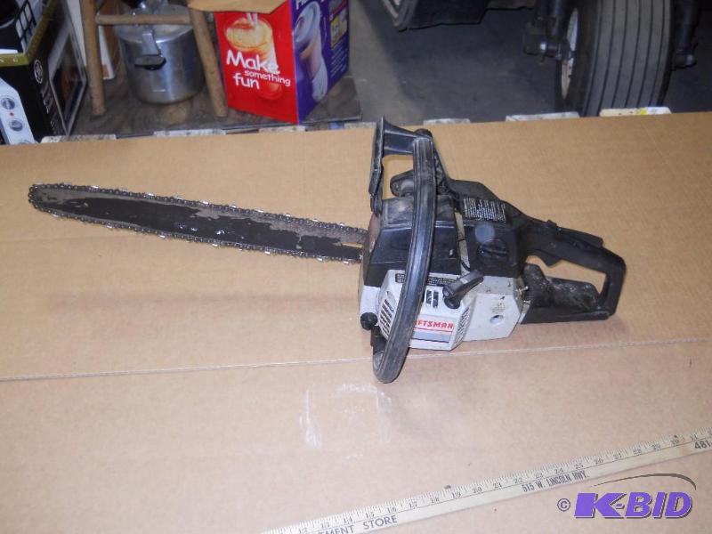 lot 9 image: Craftsman Chainsaw. Runs.