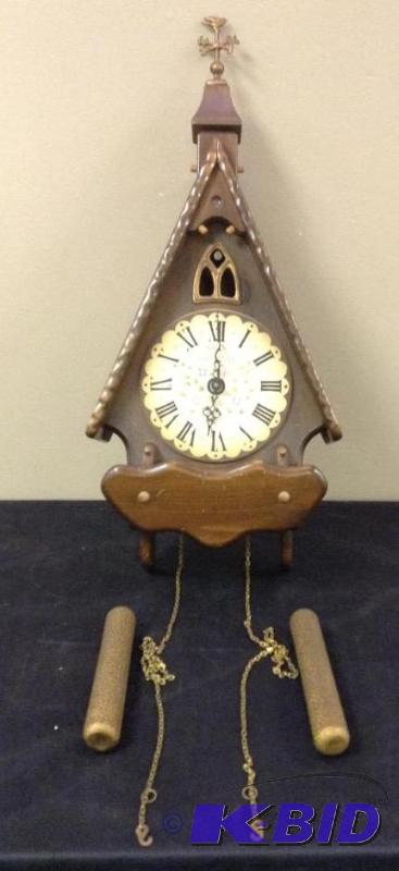 lot 21 image: Wall Clock Coo Coo Style