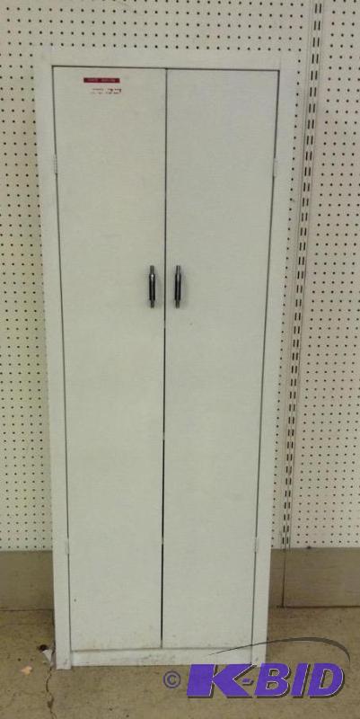 lot 33 image: Nice Vintage Two Door Metal Pantry
