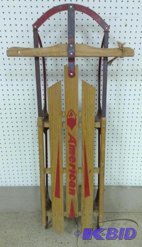 lot 44 image: Vintage American Sled