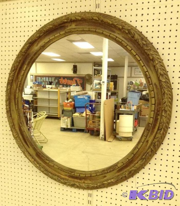 lot 73 image: Large Round Ornate Framed Mirror