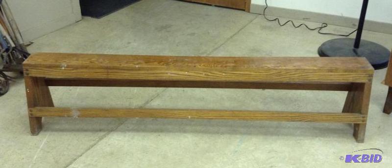 lot 78 image: Long Wooden Short Bench