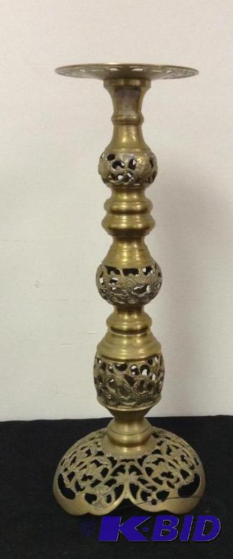 lot 9 image: Tall Ornate Brass Pillar Candle Holder